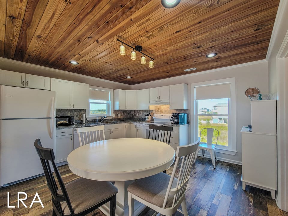 104 Summer Place Dr (Fins Up [Int Ext Aerials]) - watermarked-05