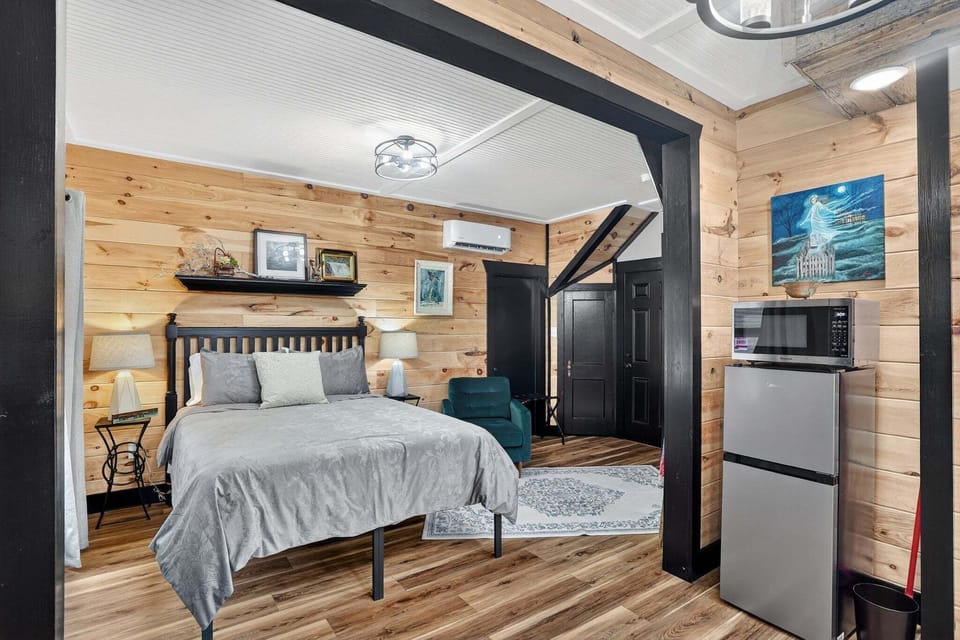 Indoors, Hardwood, Stained Wood, Home Decor, Appliance