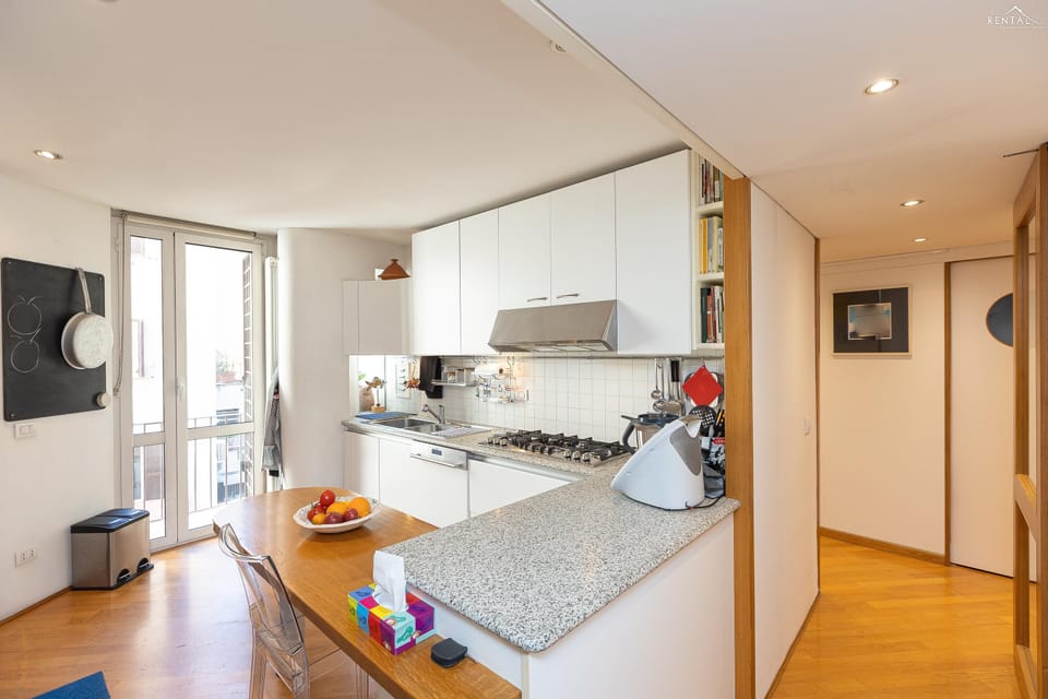Apartment | Private kitchen | Microwave, dishwasher, espresso maker, coffee/tea maker