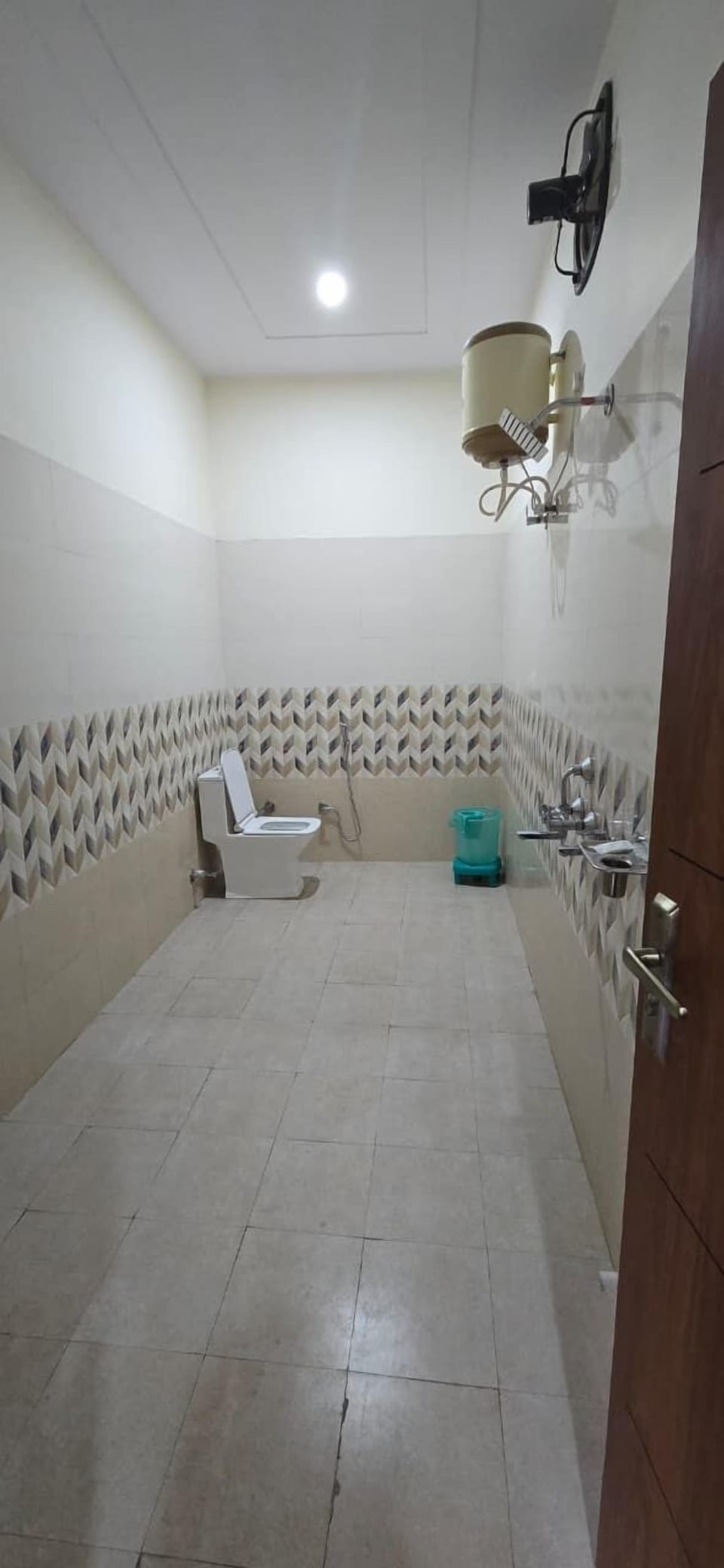 Deluxe Double Room | Bathroom