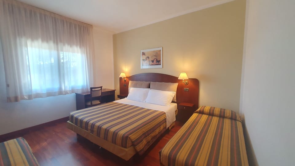 Basic Quadruple Room | Free WiFi
