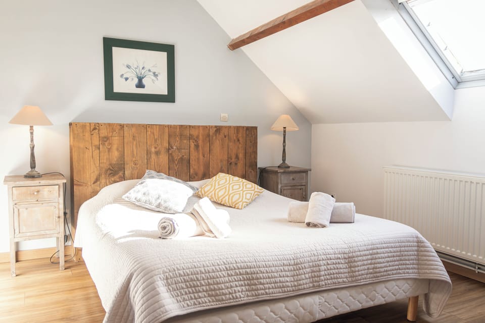 Twin Room, Garden View | Blackout drapes, free WiFi