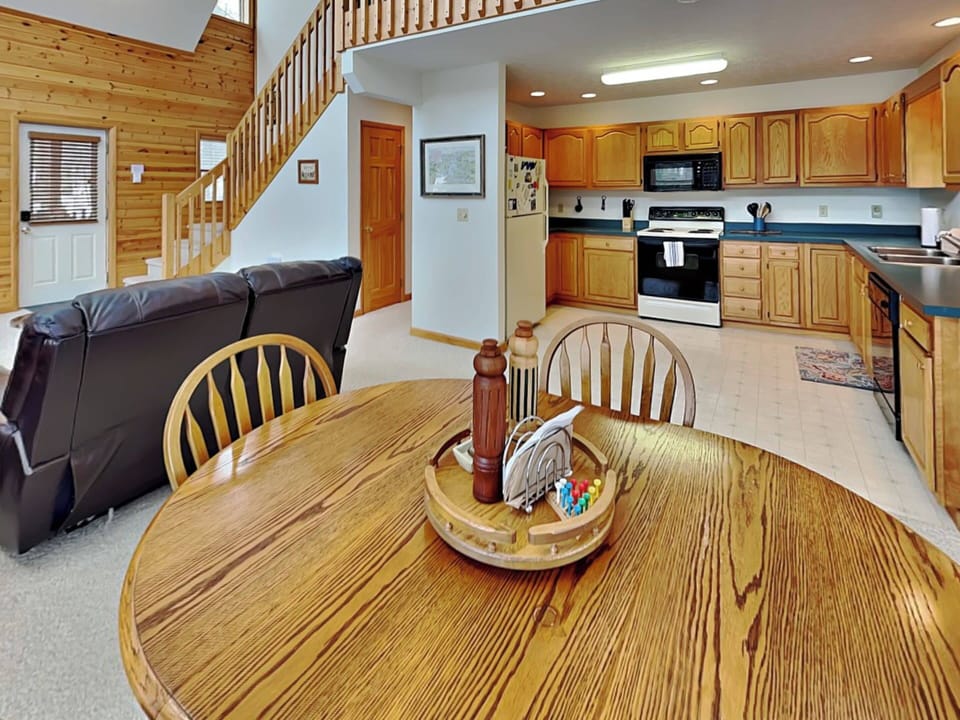House (3 Bedrooms) | Property amenity