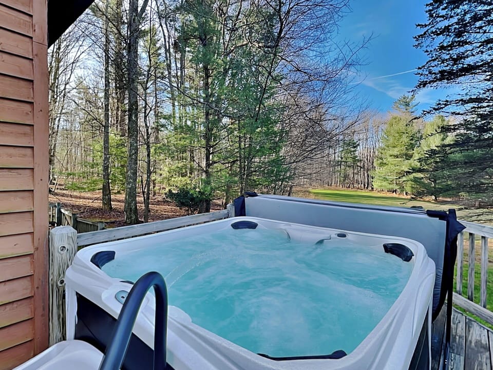 House (3 Bedrooms) | Property amenity