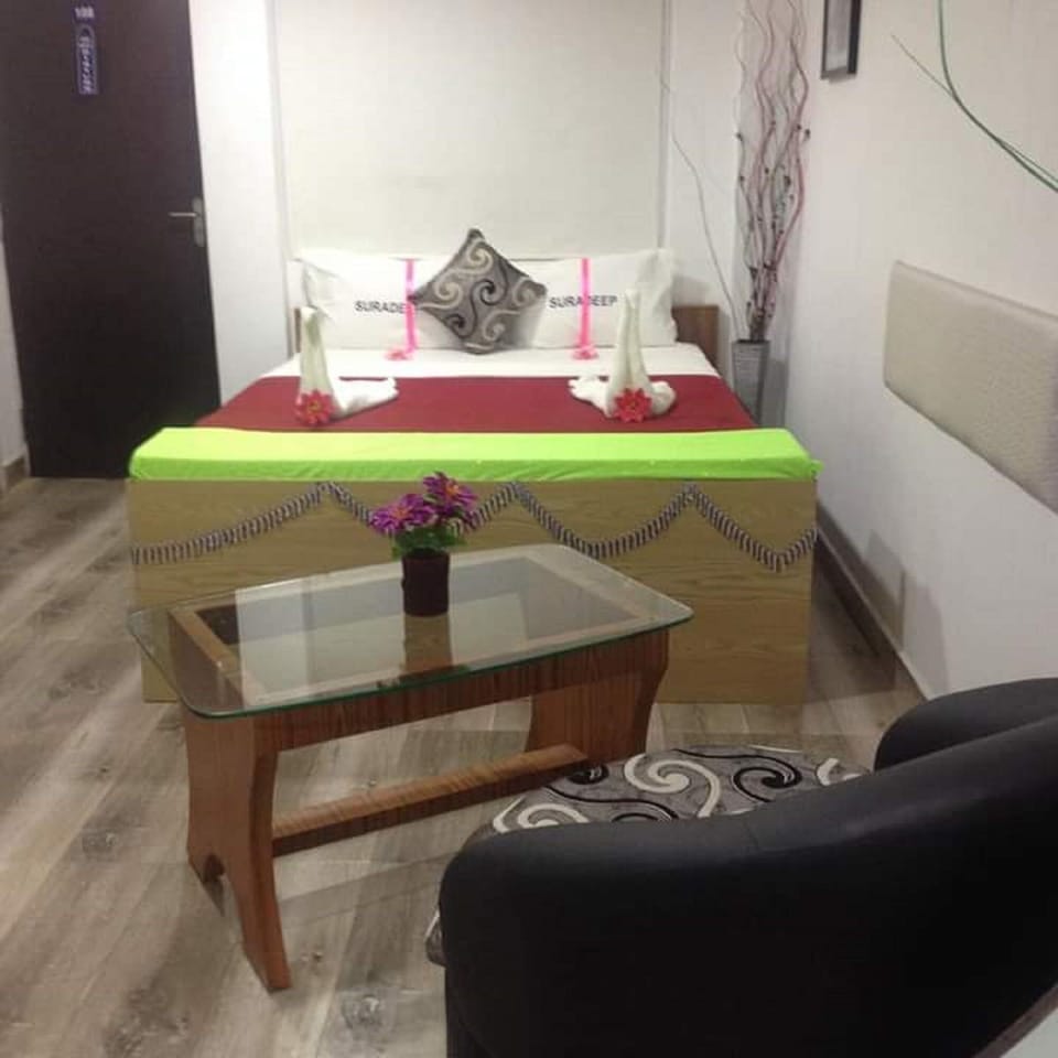Deluxe Double Room | Desk, laptop workspace, free WiFi, bed sheets