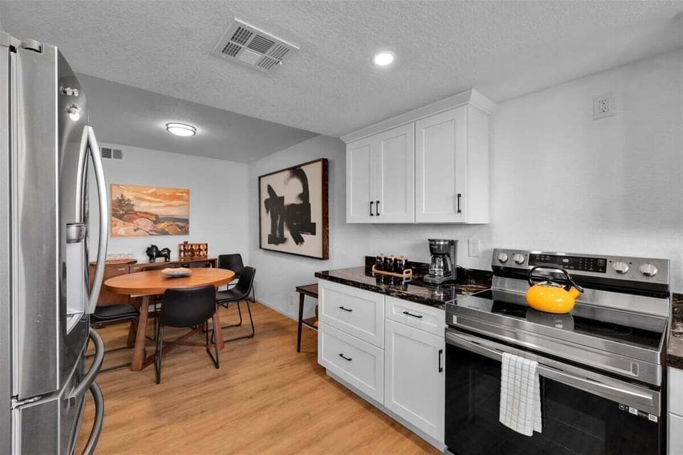 Condo, 1 Queen Bed, Patio, Garden View (Parocela P113) | Private kitchen | Toaster, dining tables