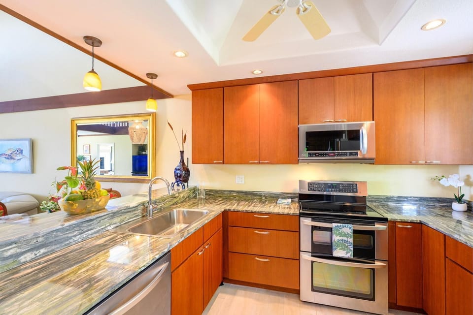 Condo, Multiple Beds (Country Club Villas#310 Top Floor, Oc) | Private kitchen