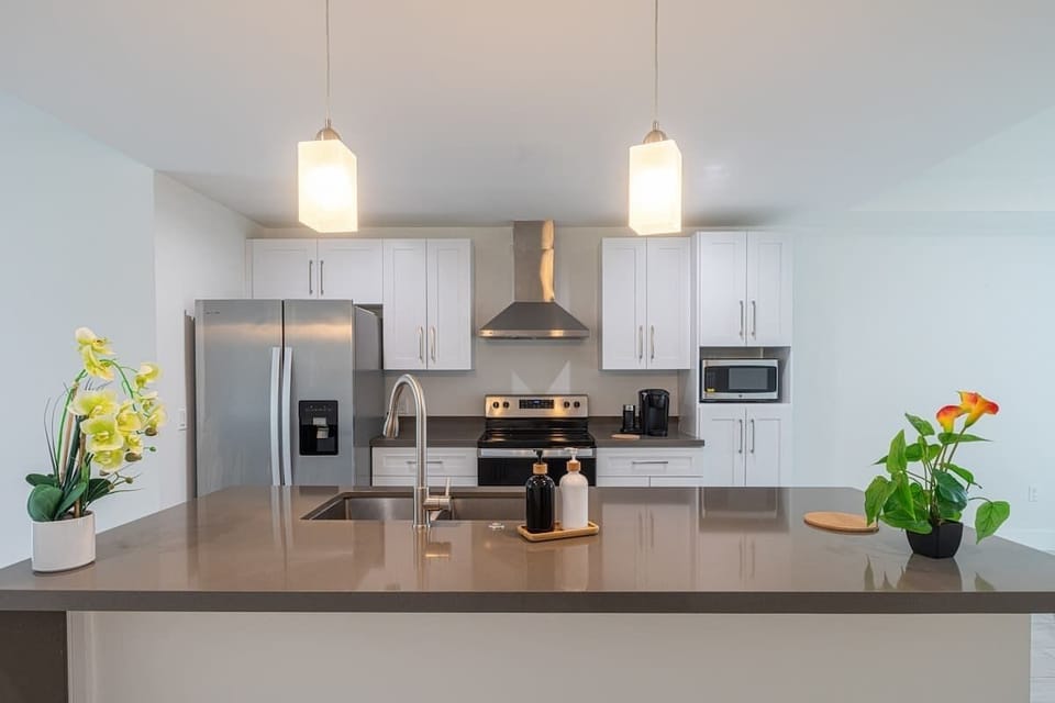 Fully equipped kitchen