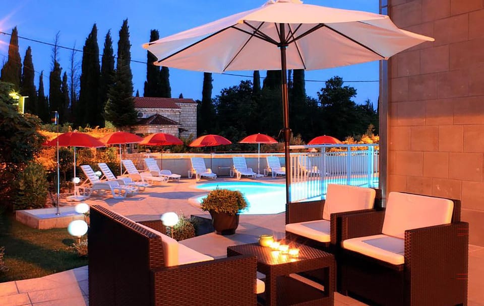 pool
