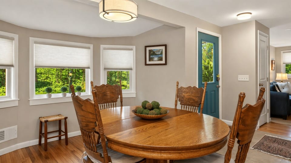 Dinning area with additional seating and table leaf