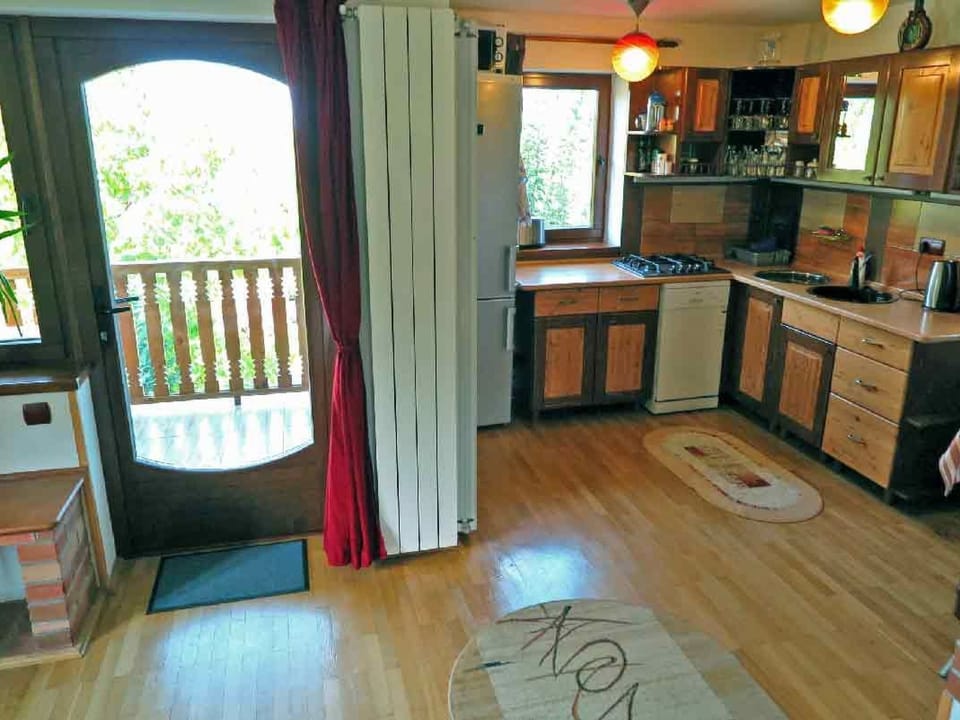 Kitchen / Dining Room