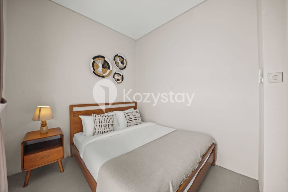 Villa, 2 Bedrooms, Resort View | Desk, laptop workspace, iron/ironing board, free WiFi