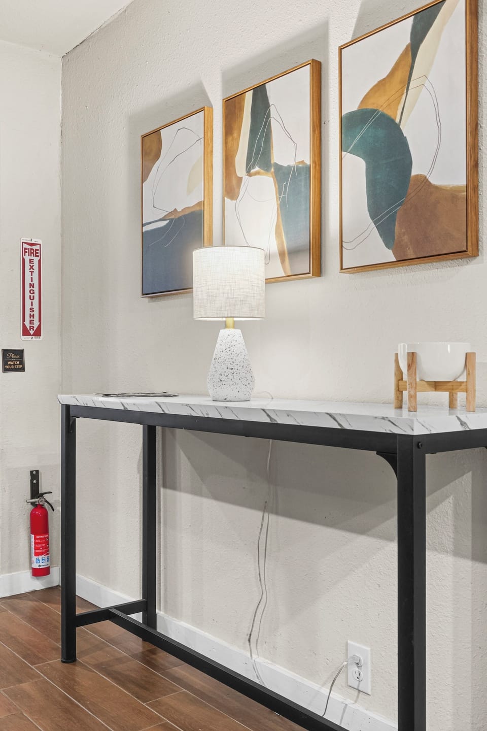 Decorative hanging frames