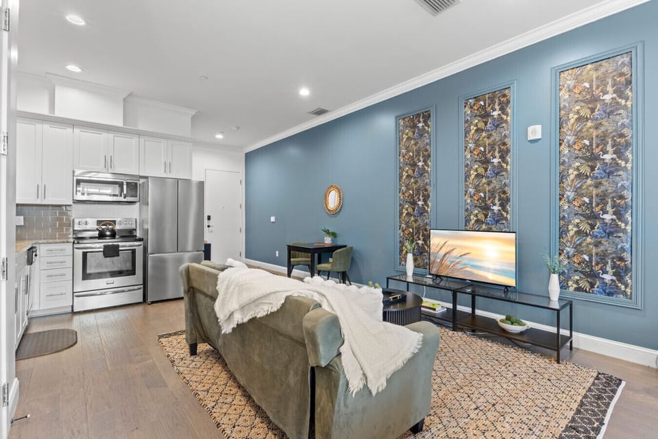 Living area with Smart TV