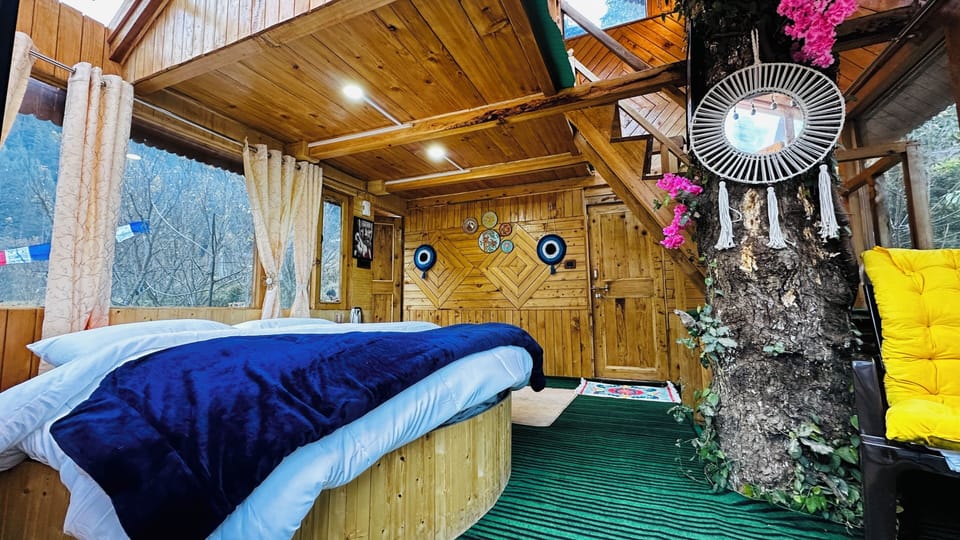 Luxury Tree House, River View | In-room safe, iron/ironing board, free WiFi, bed sheets