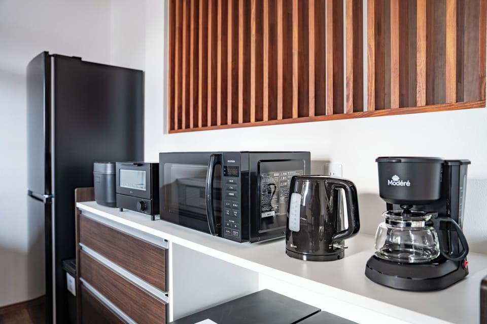 Fridge, microwave, stovetop, toaster