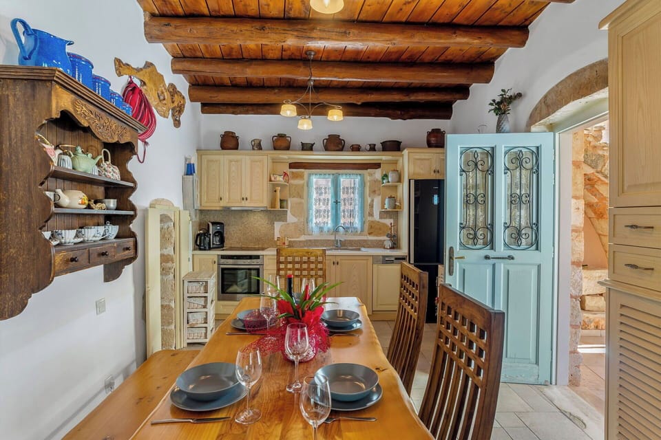 Dining Room, Kitchen