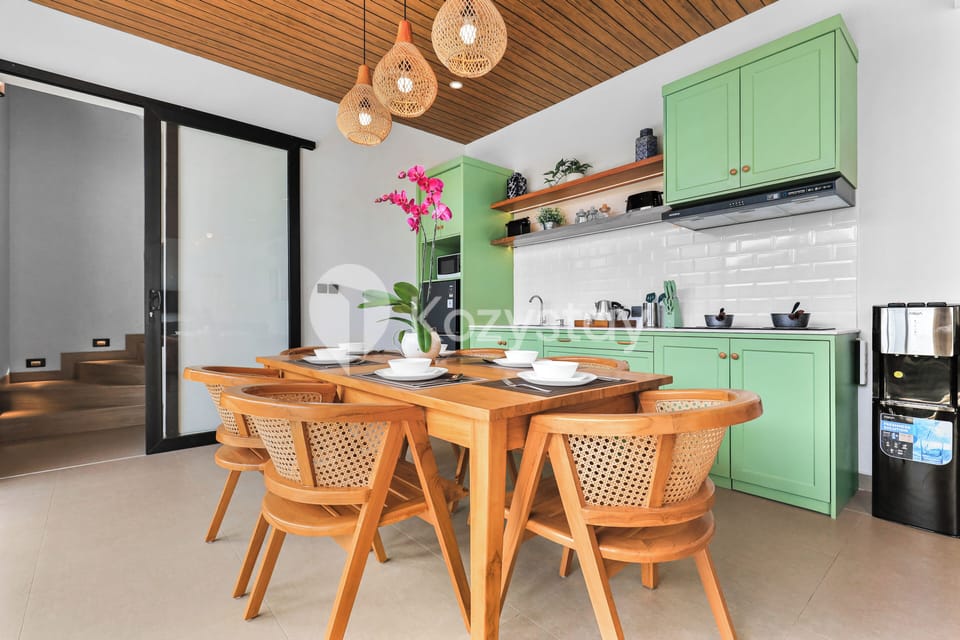 Villa, 3 Bedrooms, Pool View | Dining room