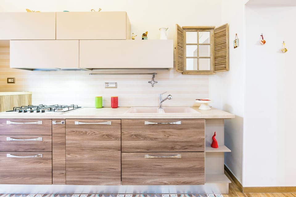 Apartment (1 Bedroom) | Private kitchen | Oven