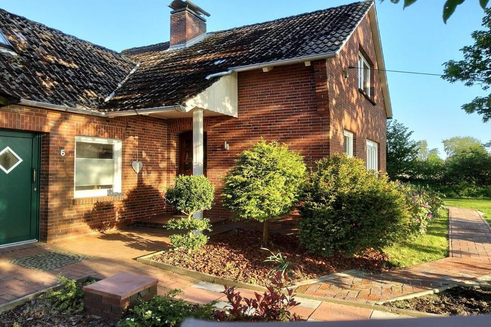 Holiday Home Exterior [summer]