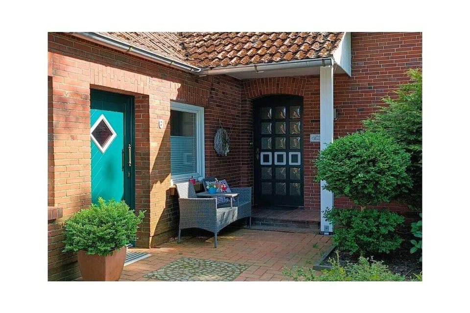 Entrance / Reception