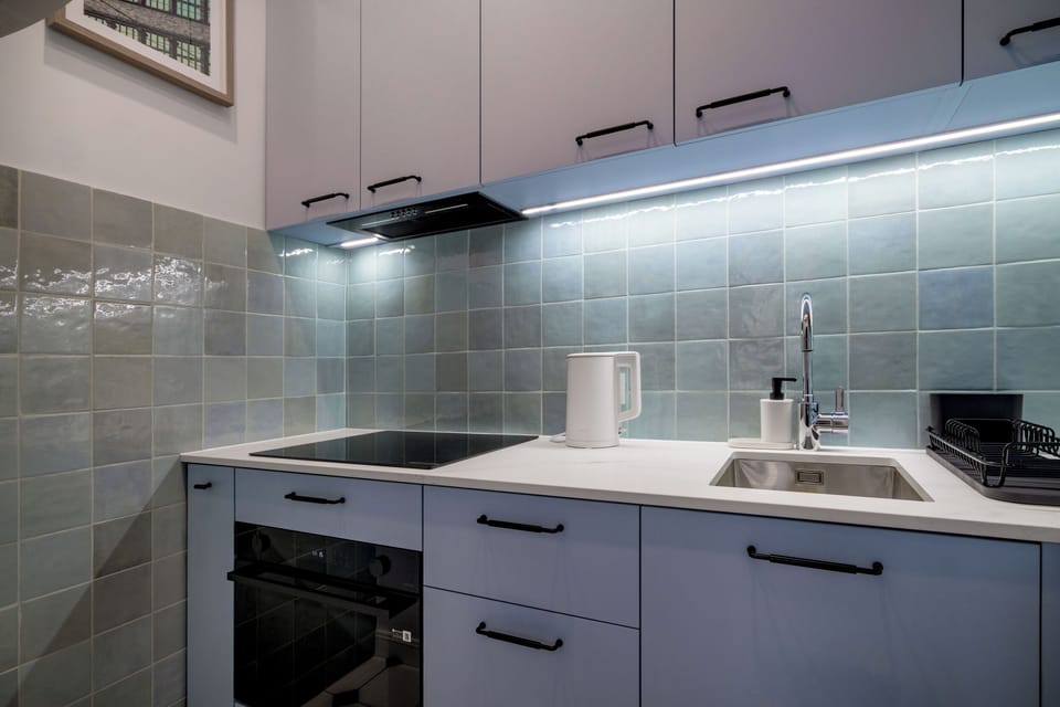 Apartment | Private kitchenette | Electric kettle
