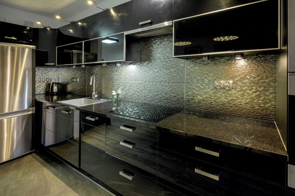 Apartment, Balcony | Private kitchen | Coffee/tea maker, electric kettle