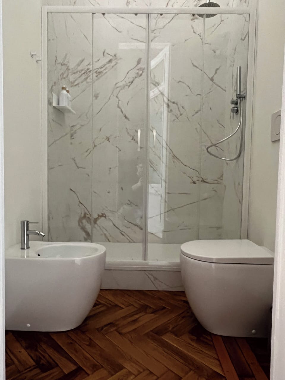 Family Room | Bathroom | Bidet