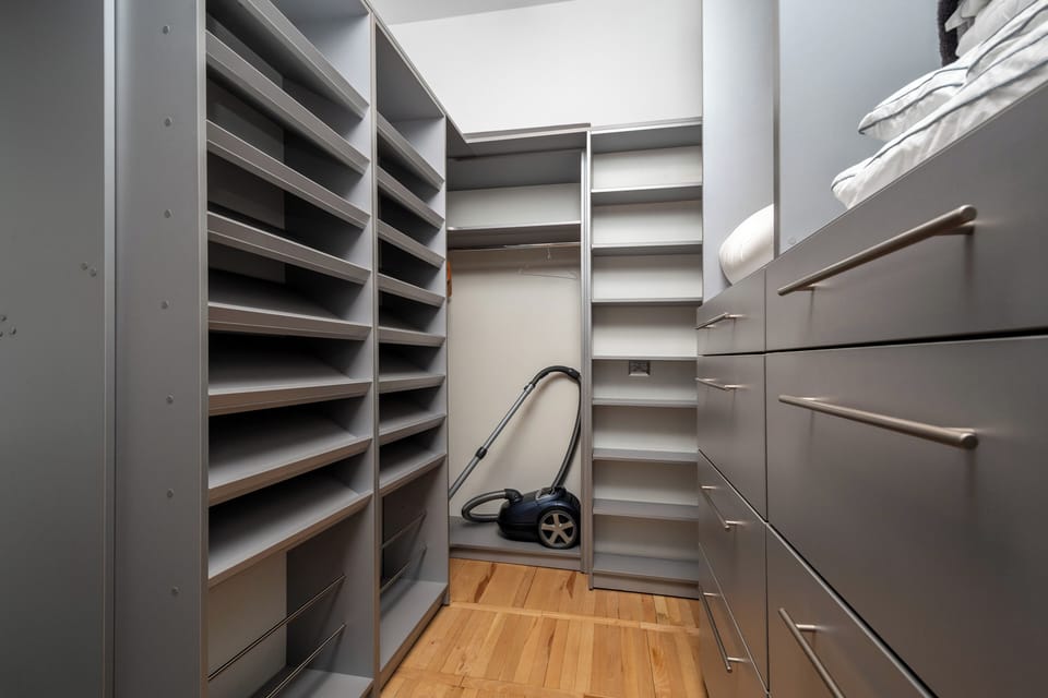 Apartment (14) | Iron/ironing board, WiFi (free), individually decorated