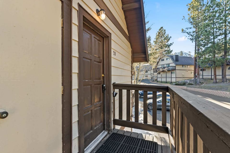 Front entrance & ski locker