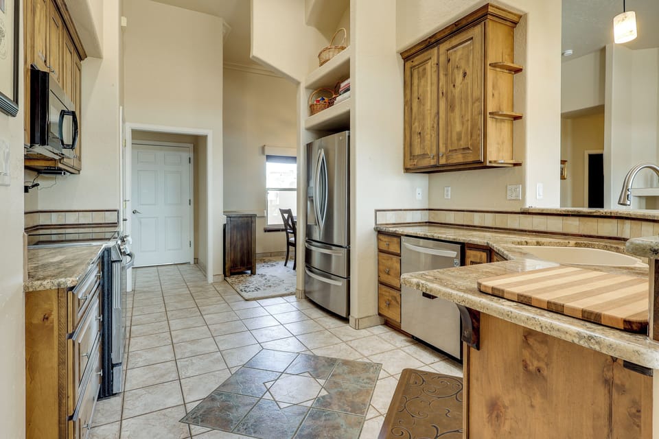 House (2 Bedrooms) | Interior