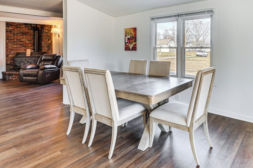 House (4 Bedrooms) | Interior