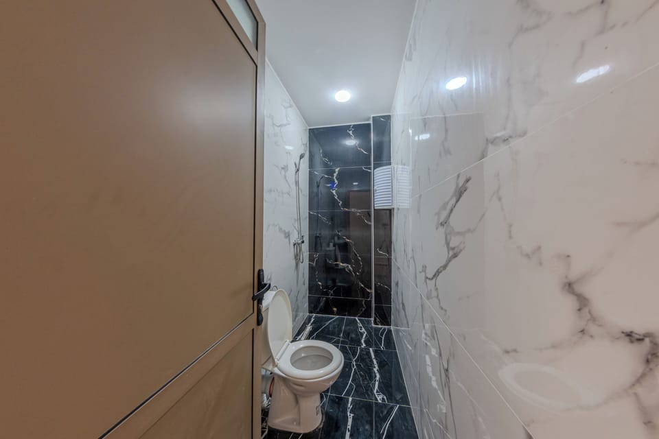 Shower, toilet paper