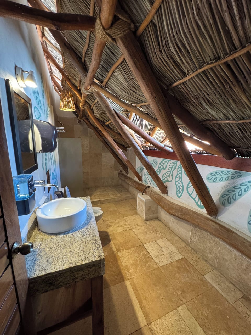 Family Double Room | Bathroom | Shower, free toiletries, towels, soap