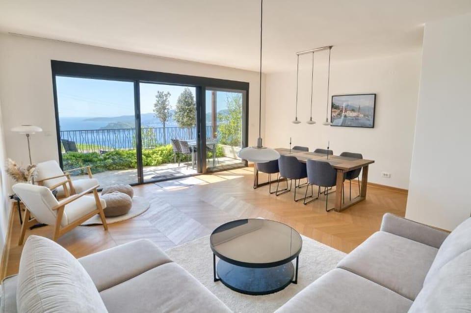 Premium Apartment, Sea View | Living area | 42-inch LED TV with satellite channels