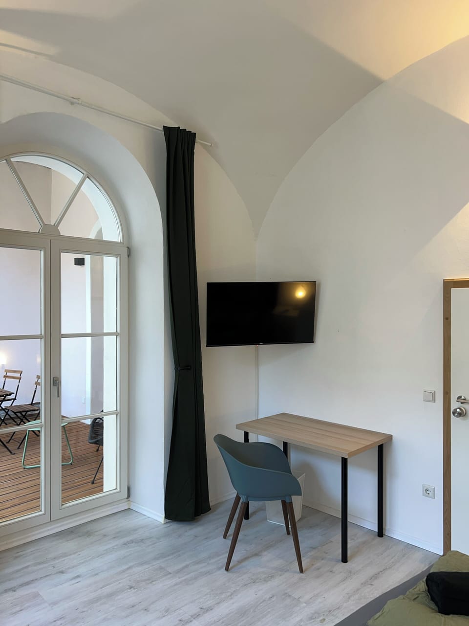 Standard Double Room, City View | Desk, soundproofing, free WiFi