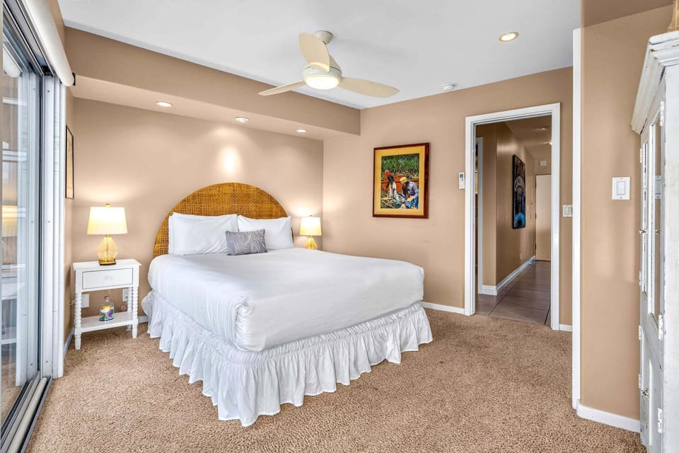 Condo, Multiple Beds, Balcony, Ocean View (Hale Hui Kai 313) | 2 bedrooms, individually decorated, individually furnished