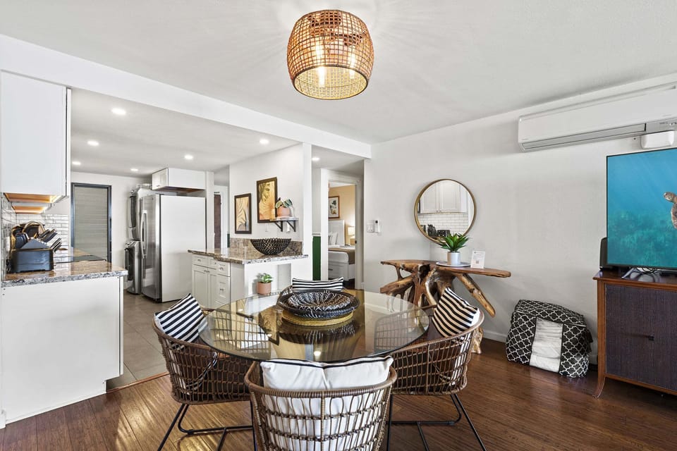 Condo, Multiple Beds, Balcony, Ocean View (Lauloa 106) | Dining