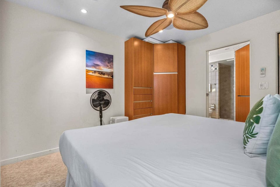 Condo, Multiple Beds, Balcony, Ocean View (Hale Hui Kai 208) | 2 bedrooms, individually decorated, individually furnished