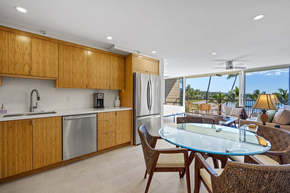 Condo, Multiple Beds, Balcony, Garden View (Mana Kai 304) | Interior
