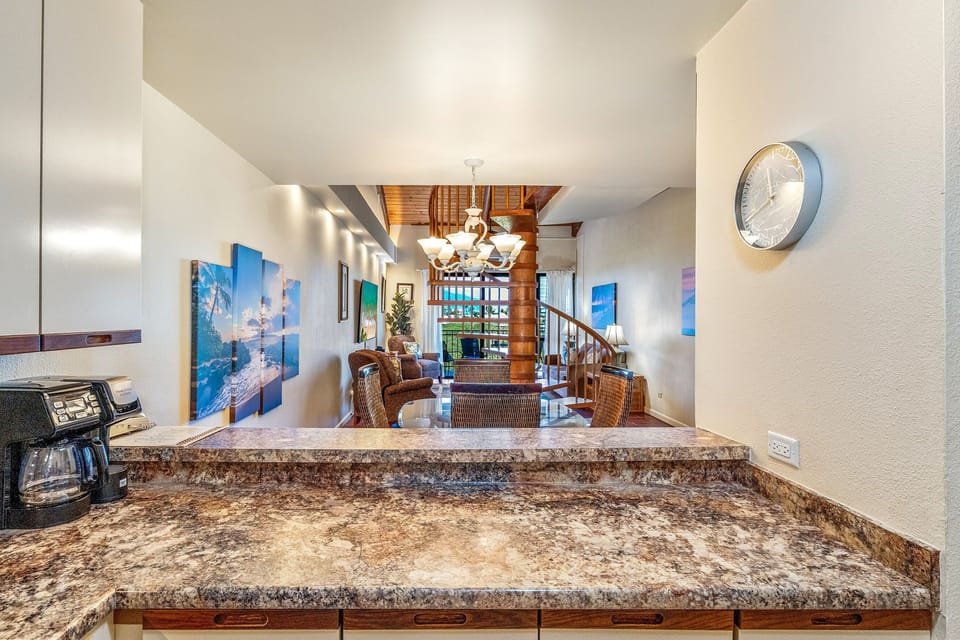 Condo, Multiple Beds, Patio, Ocean View (Kamaole Sands 4-407) | Interior