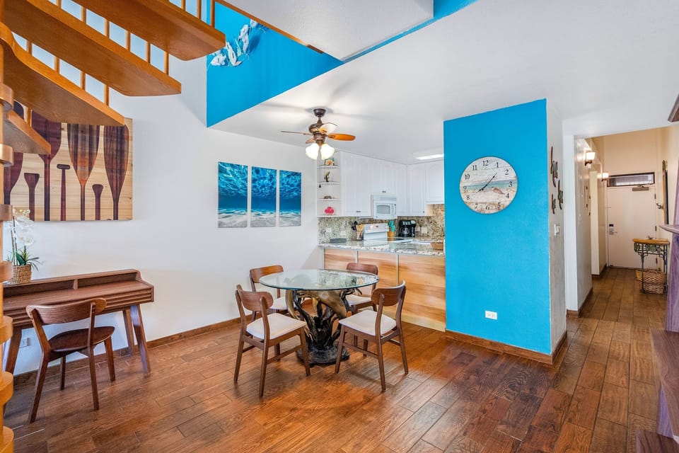 Condo, Multiple Beds, Balcony, Ocean View (Kamaole Sands 7-405) | Dining