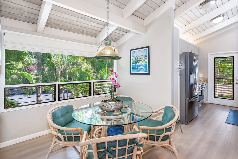 Condo, Multiple Beds, Balcony, Ocean View (Wailea Ekolu 510) | Interior