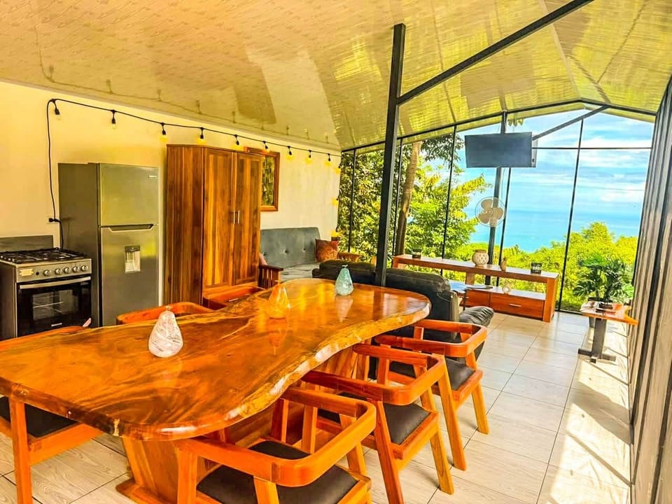 DINNING ROOM AREA