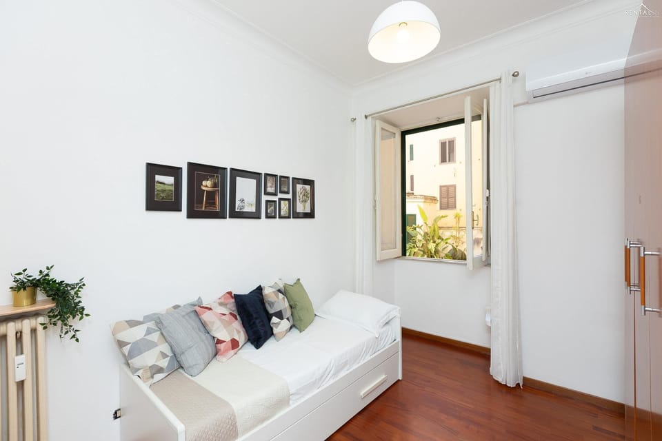 Apartment | 2 bedrooms, iron/ironing board, free WiFi