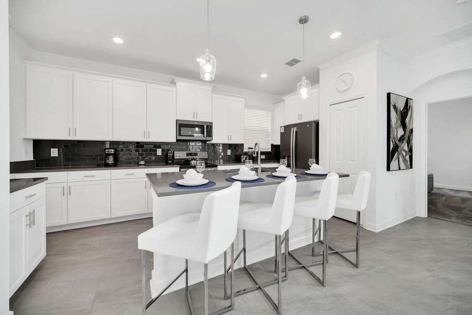 16-web-or-mls-9085-sommerset-hills-dr