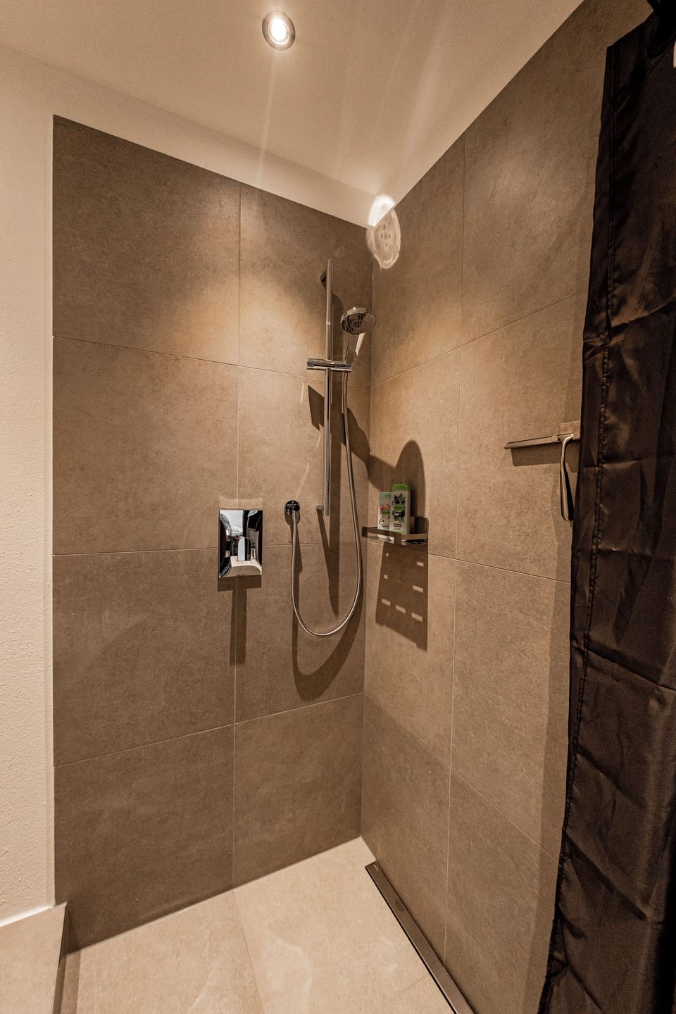 Deluxe Apartment, River View | Bathroom