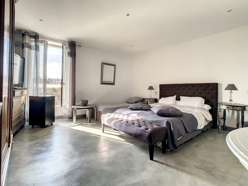 Classic Triple Room | Free WiFi