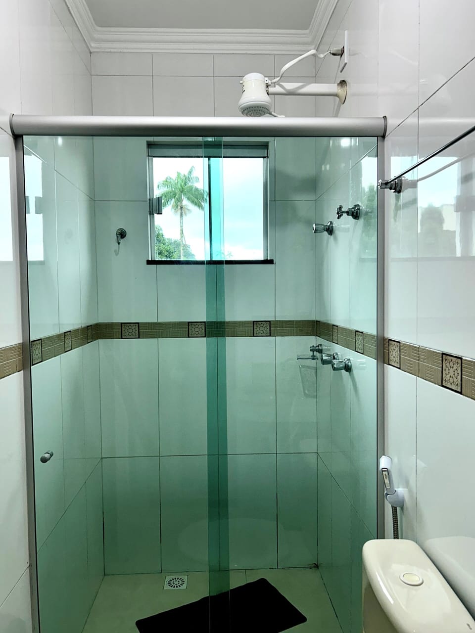 Comfort Quadruple Room | Bathroom