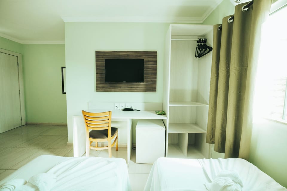 Free WiFi, bed sheets, wheelchair access